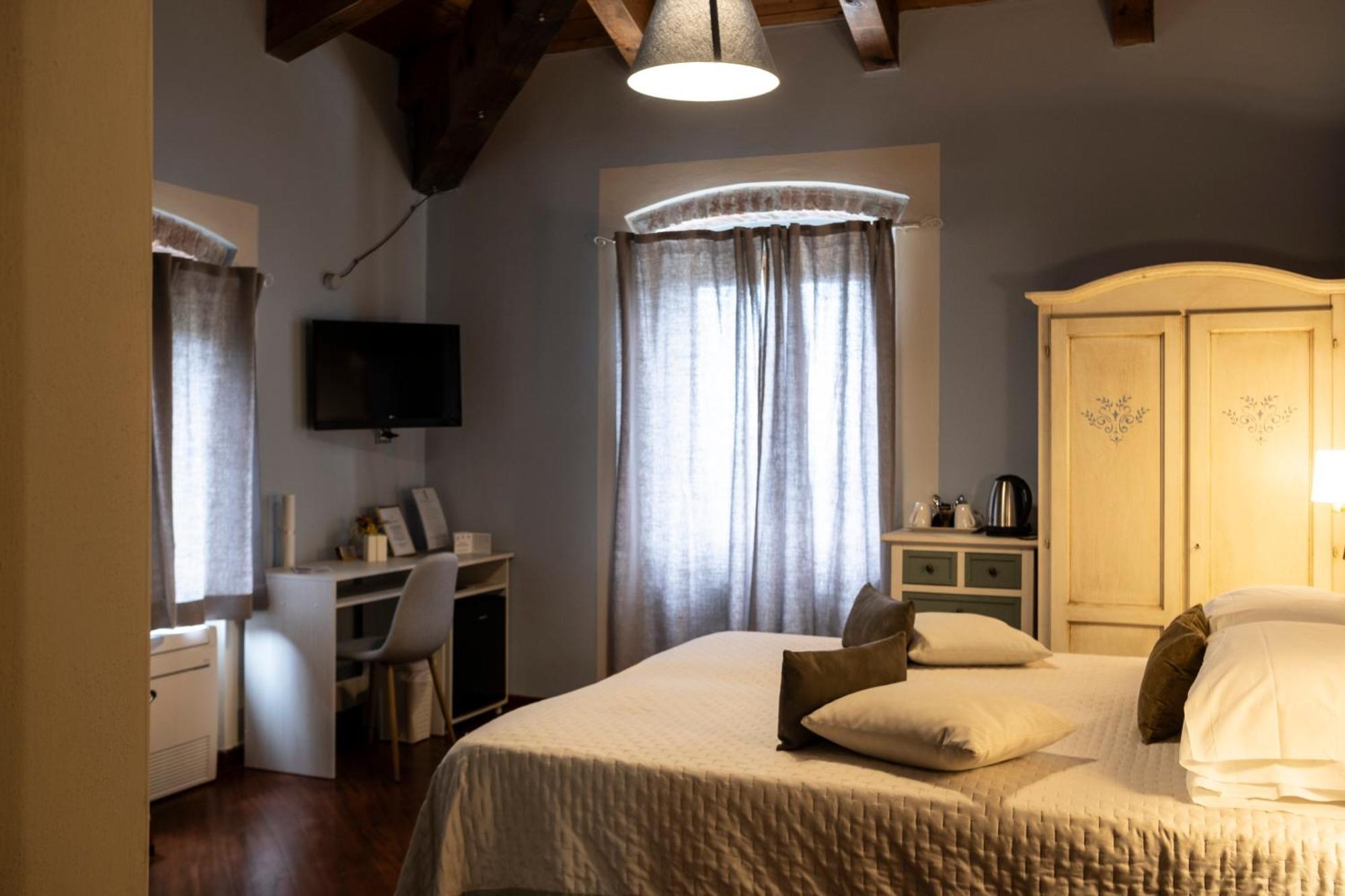 Locanda De Banchieri Fosdinovo Dış mekan fotoğraf